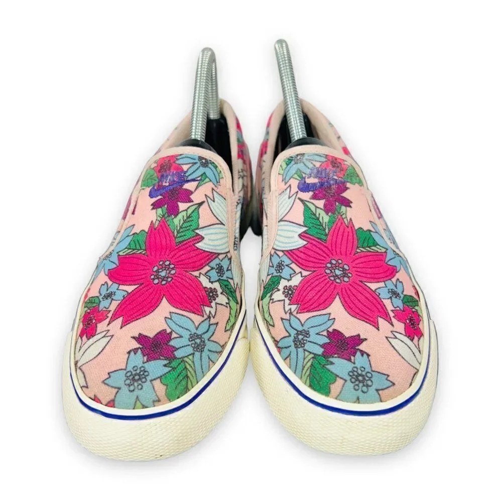 Nike Toki 